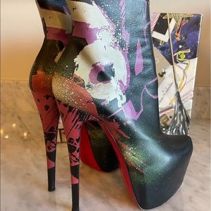 Christian Louboutin LIMITED EDITION “20th Anniversary Daf Booty” 38.5 (US 8.5)